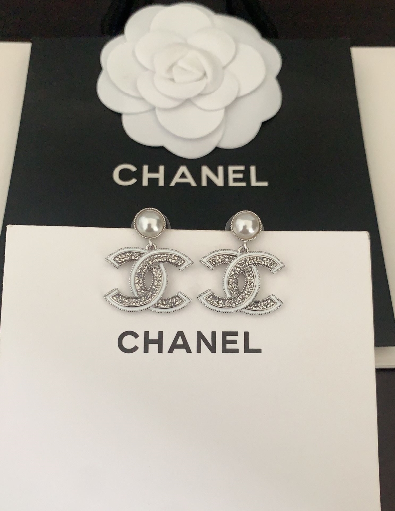 Ch**el earrings